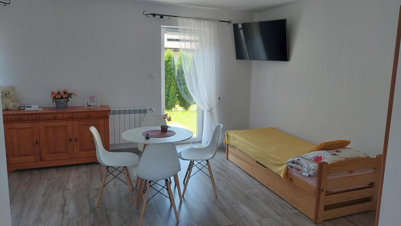 Villa Dom W Dolinie à Zagorz Extérieur photo